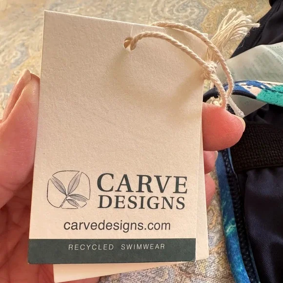 Carve Designs Beacon One Piece Swimsuit Stargazer Floral Print Small Tall - Picture 9 of 10